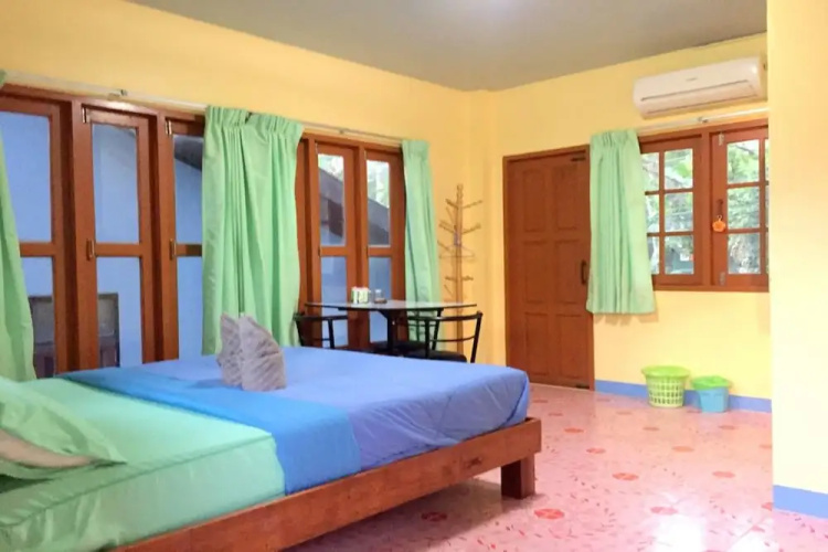 Sea Breeze Bungalow