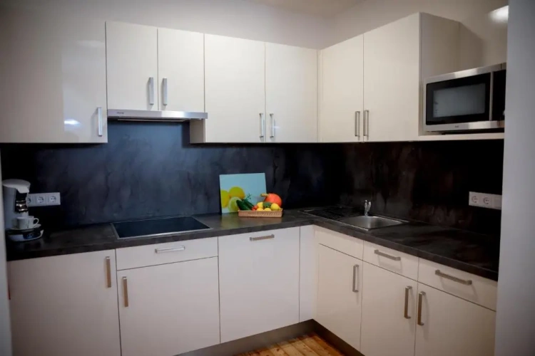 1 Bedroom Apartment with balcony