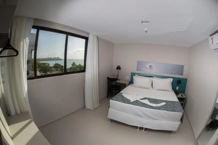 Standard Double room with partial sea view