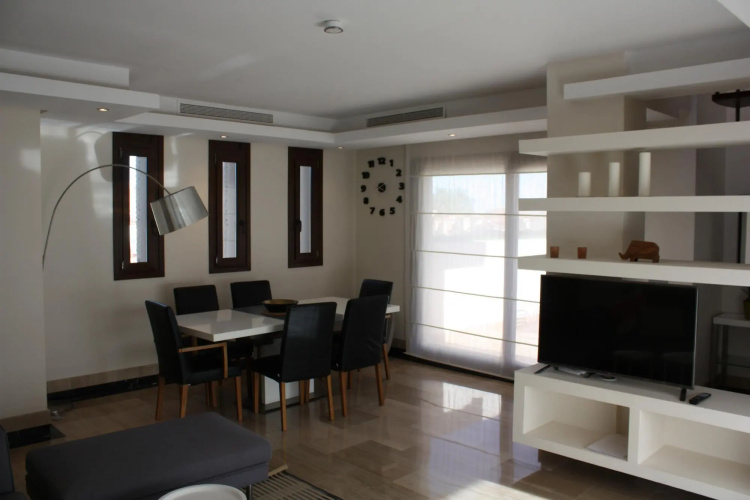 117 - Penthouse with Pool