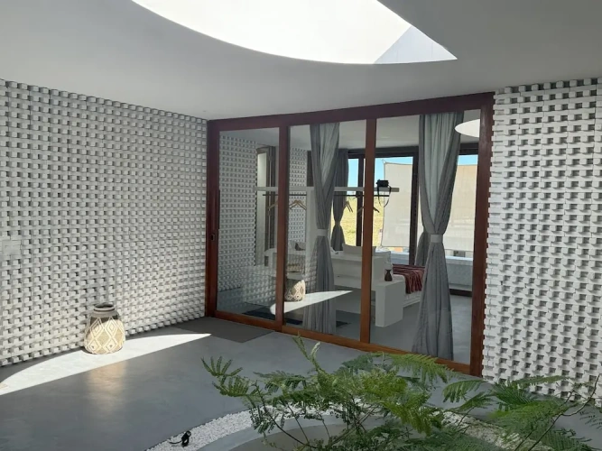 Luxury Suite with partial sea view