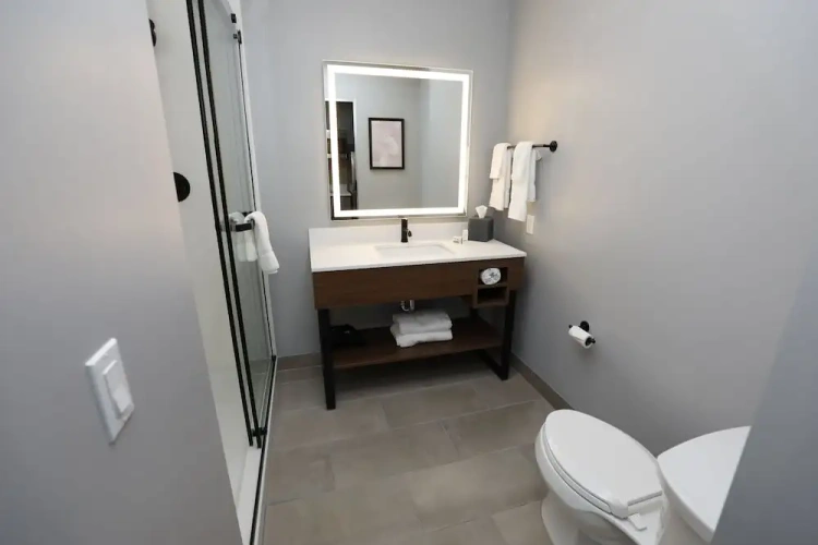 1 Bedroom Double Suite