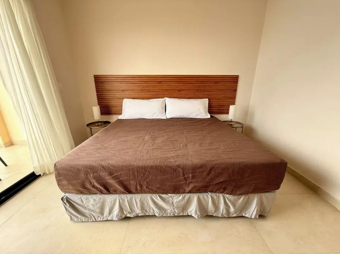 Hotel 56 Zuna