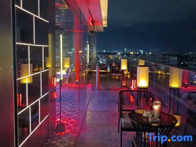 Tide hotel