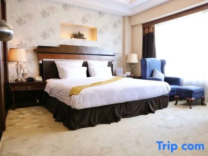 Deluxe Double Suite