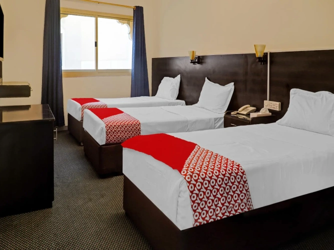 Standard Triple room