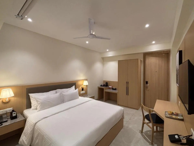 Mastiff Hotel Hinjawadi