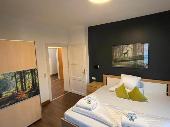 Sextuple Suite