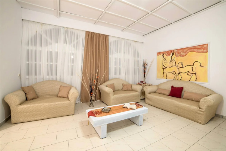 Pantheon Hotel