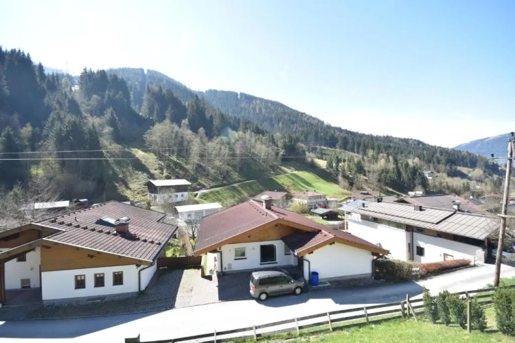 4 Bedrooms Double Chalet with balcony