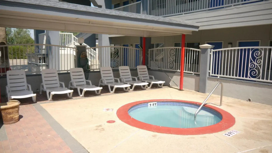 Super 8 Alamo/McAllen Area