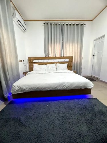 Dee Os' Hotel