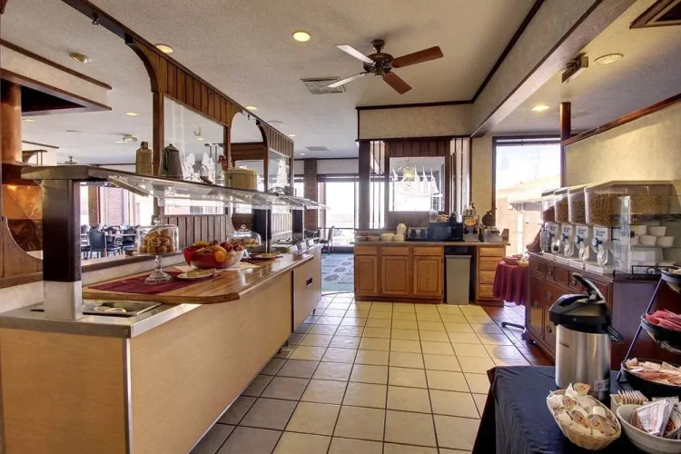 Americas Best Value Inn-quincy