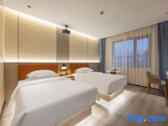 2 Bedrooms Suite