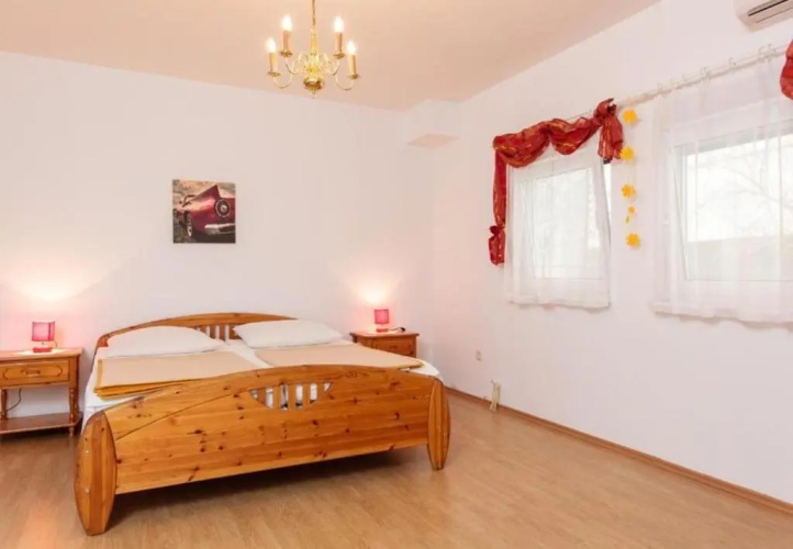 Apartments Knez - 100m from beach