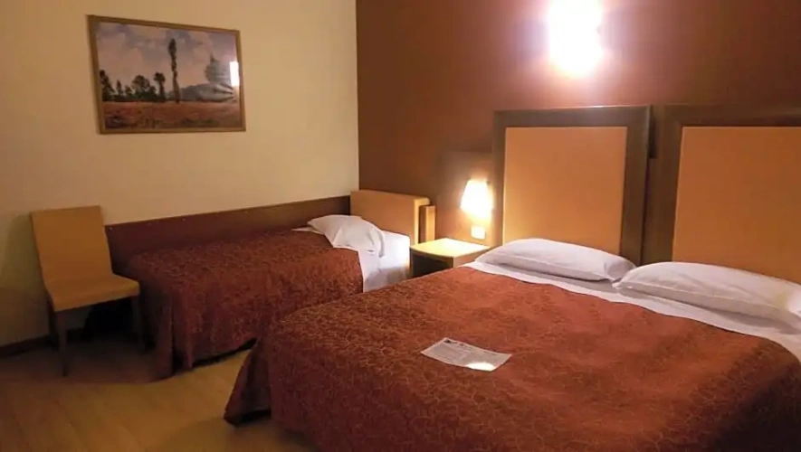 Triple room