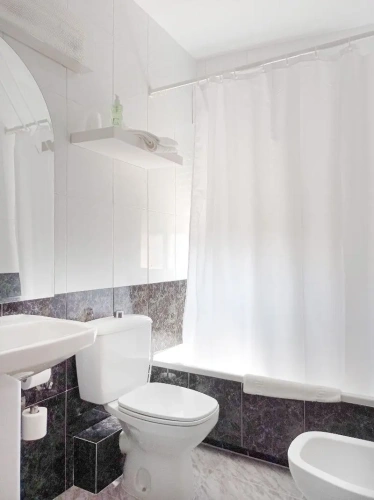 Standard Twin room with balcony