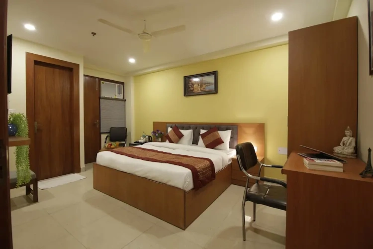 Superior Double room with balcony