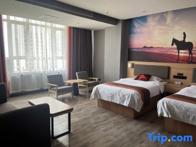 Deluxe Quintuple Suite