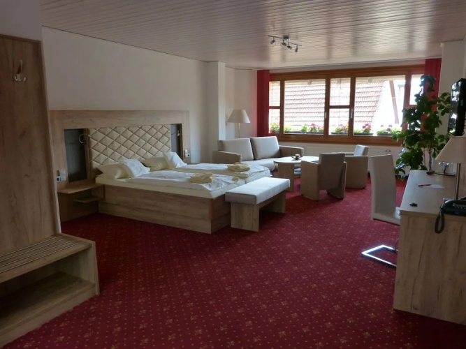 Ferienhotel Wolfsmhle