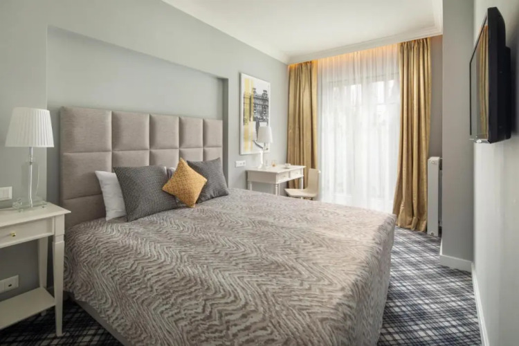 Mamaison Residence Izabella Budapest Over view