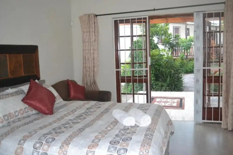 Cycad Lodge
