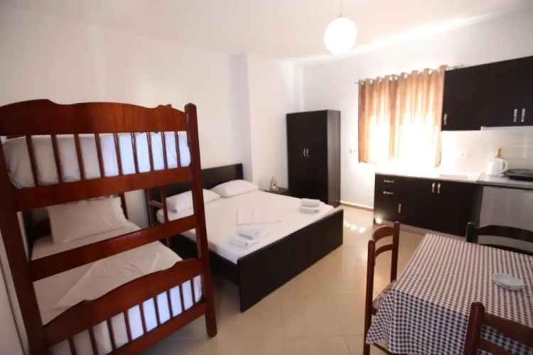 Standard Quadruple room with balcony