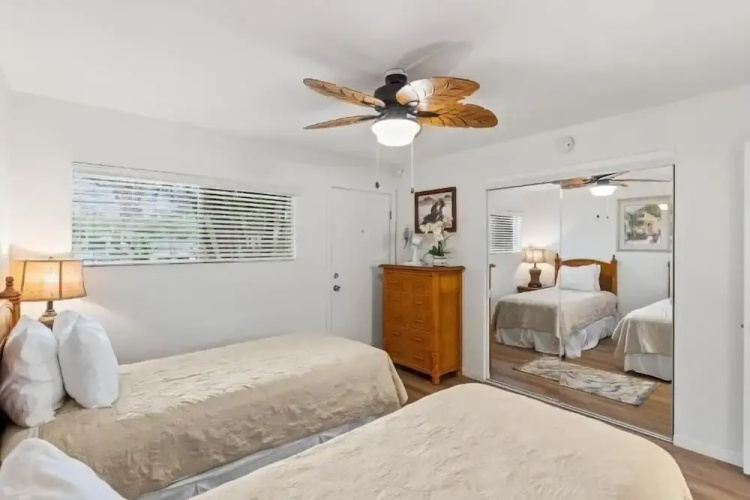 Kihei Beach, #110 2 Bedroom Condo by RedAwning