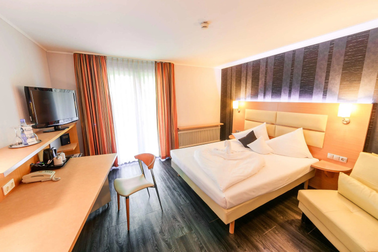 PLAZA INN Stuttgart-Ditzingen