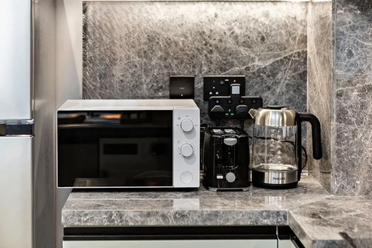 Stylish 1BR Apartment at Golf Gate