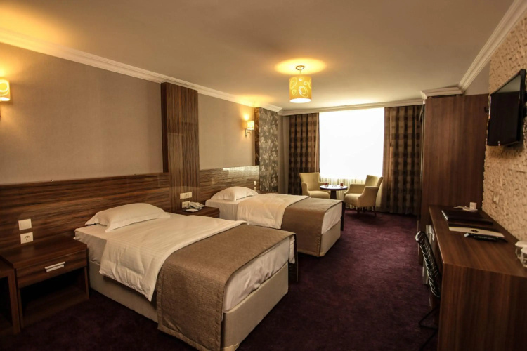 Grand Akcali Hotel