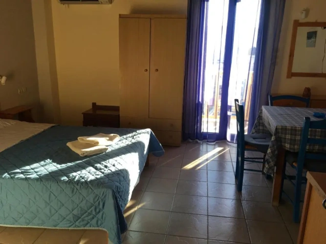 Classic Triple room