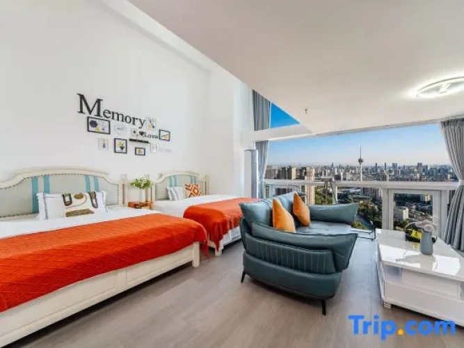 Standard Double room with city view