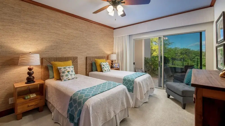 Spacious Townhome - Stunning Golf Course Views - Pool & Fitness- Vrkcv