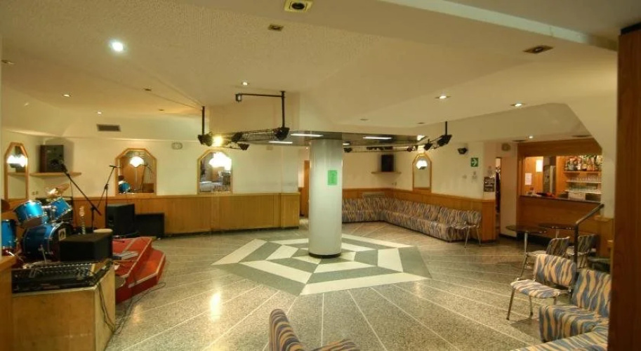 Hotel Sichi