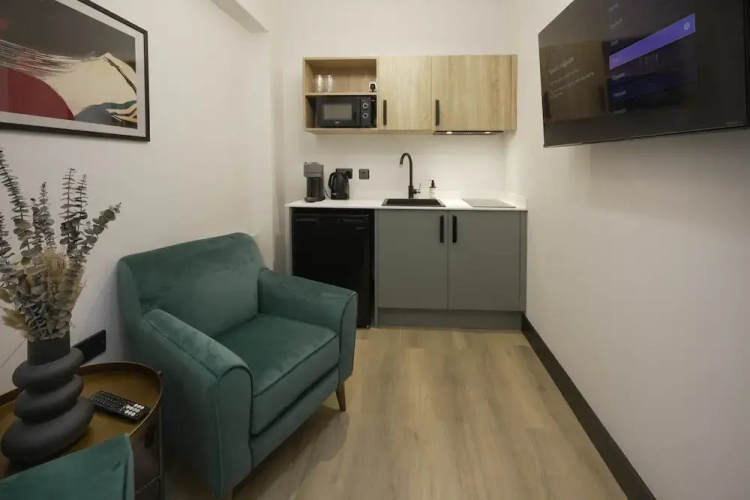 Sixty Aparthotel 2bed, Central Cardiff + Parking