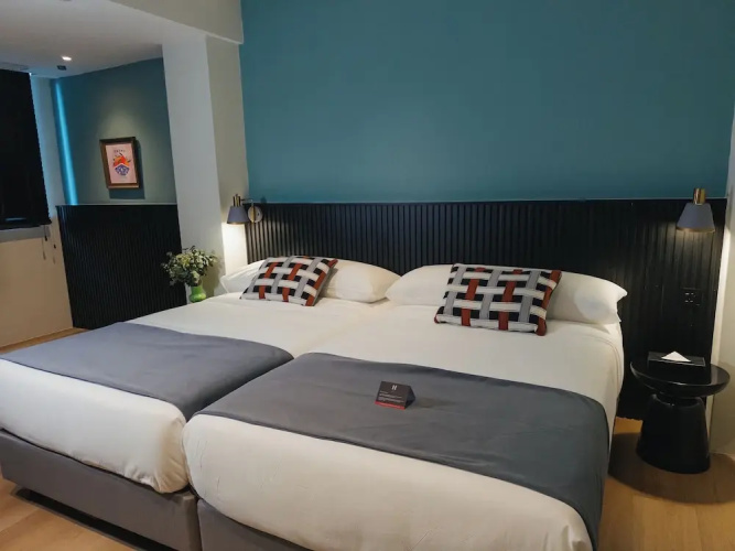 Legacy Hill Hotel