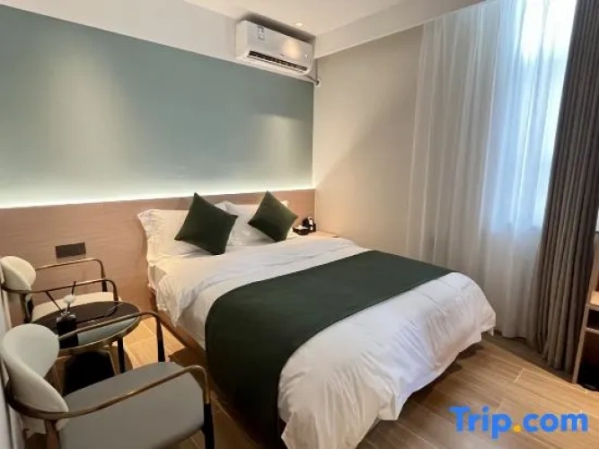 Standard Double room with garden view