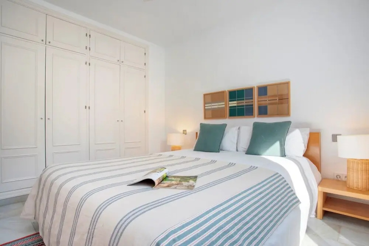 Genteel Home Guadalvillas