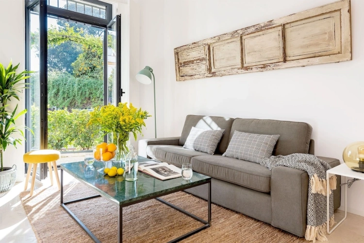 3 Bedrooms Apartment