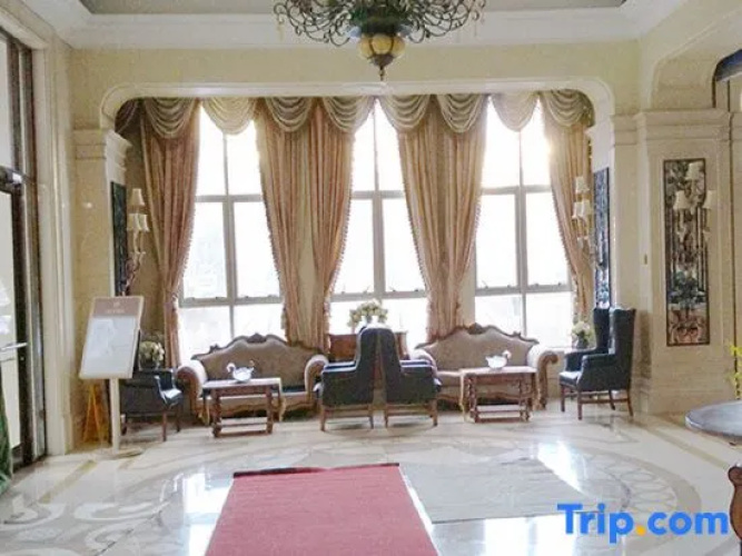 Xingfu Apartment Hotel