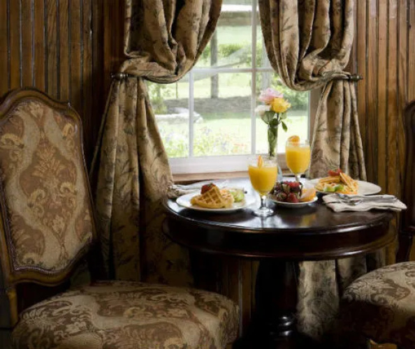 Mt. Gainor Inn