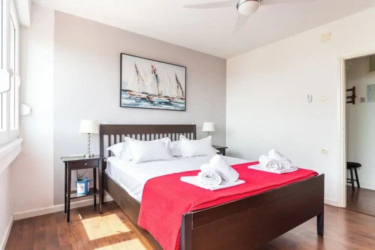 Comfortable apt With Great City and sea View