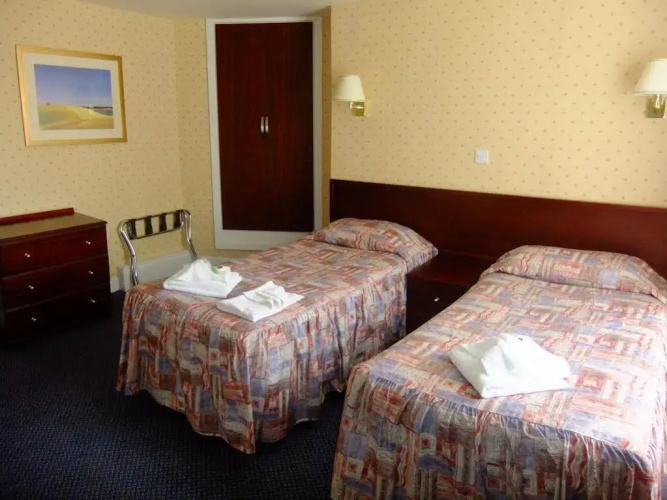Hotel De Paris