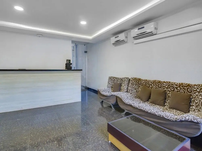 Aqualura By OYO Rooms