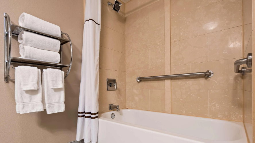 Best Western Plus Sunrise Inn photo 10