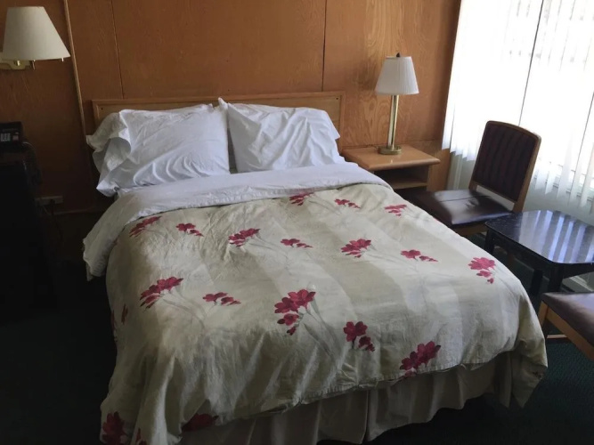 The Hotel at Falcon lake