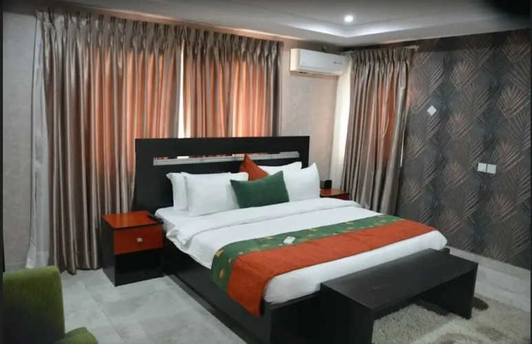 Mitros Residences