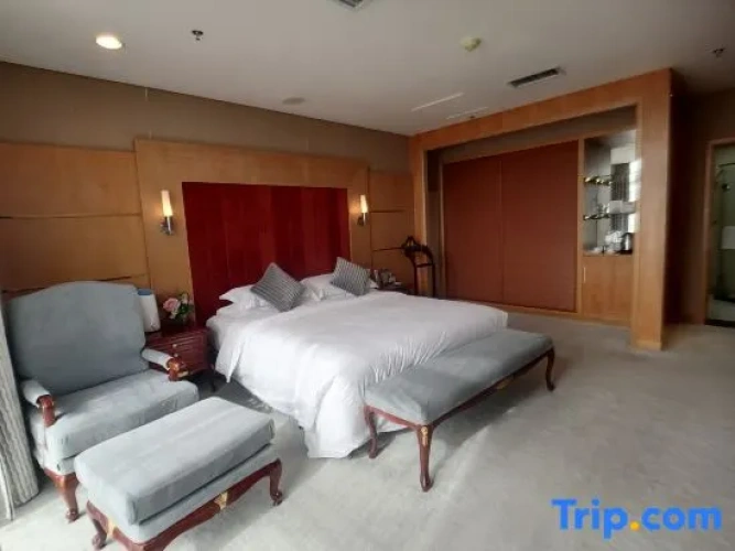 Executive Family Suite