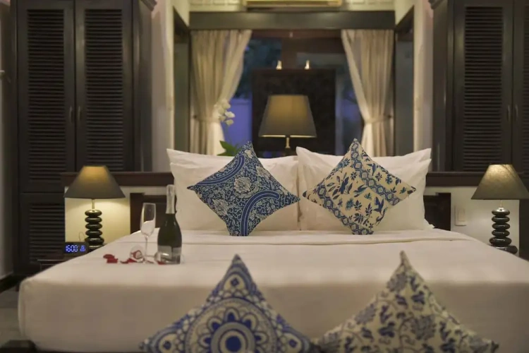 Standard room with balcony